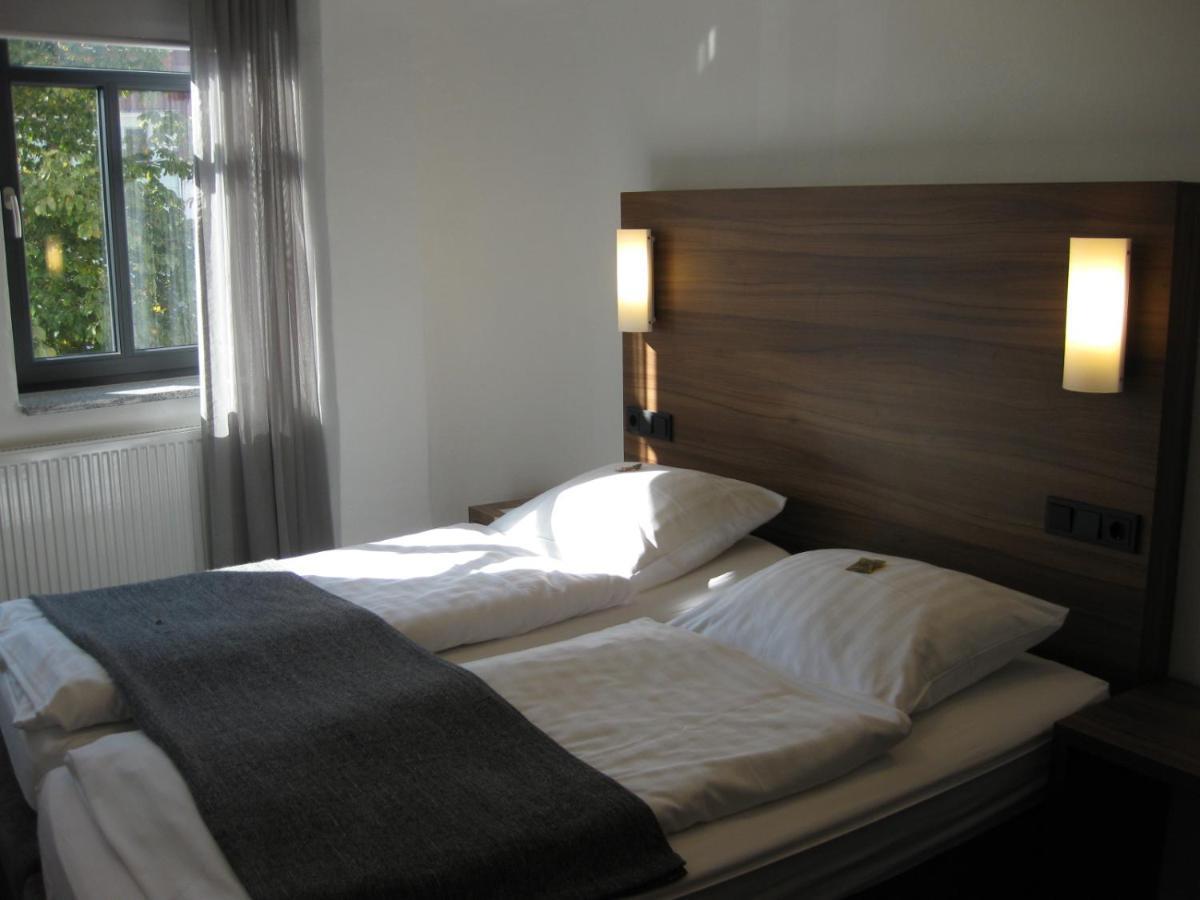 Hotel Garni Anger 5 바트프랑켄하우젠 외부 사진